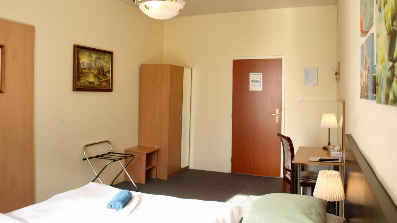 Pension Village Karlovy Vary Ngoại thất bức ảnh